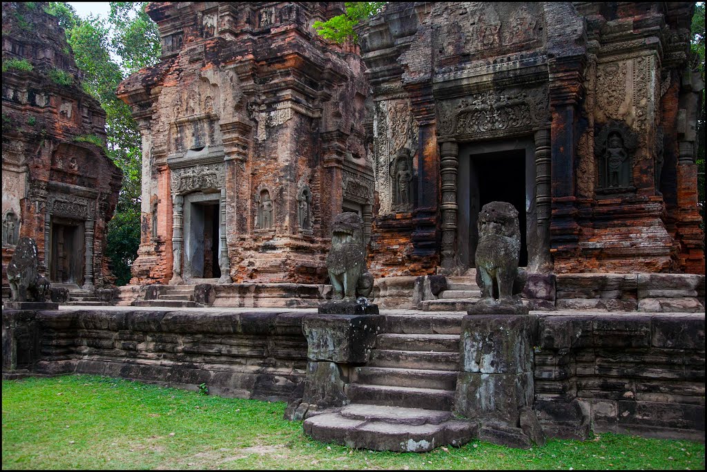 Prasat Preah Ko by Andrey Bogdanov