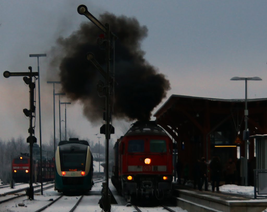 232 209 blowing black smoke by Andreas "Ölfuss"