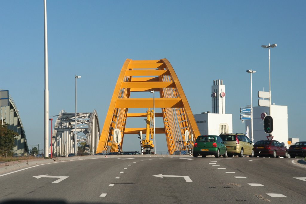 Drie Vleutense bruggen met Douwe Egberts Branderij by Carl030nl