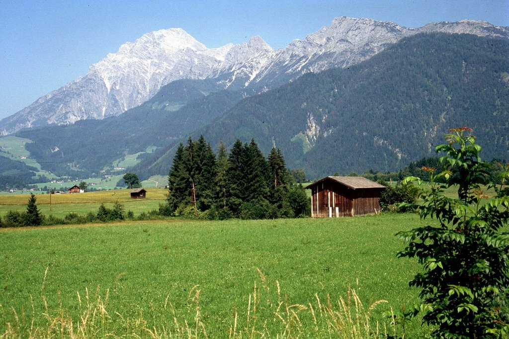 Saalfelden - Blick auf Loferer Steinberge by KH.Wegwitz