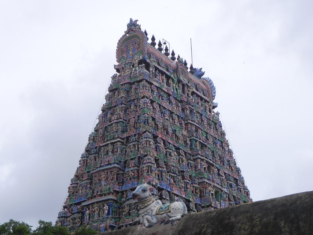 KUMBAKONAM KUMBESWARA TEMPLE by ALENDE DEVASIA