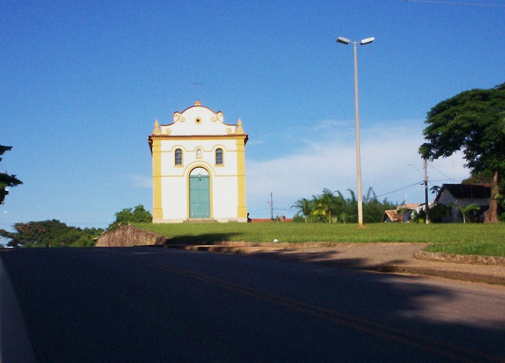 .. igrejinha em São Brás do Suaçuí - MG .. by André Saliya - Ritápolis