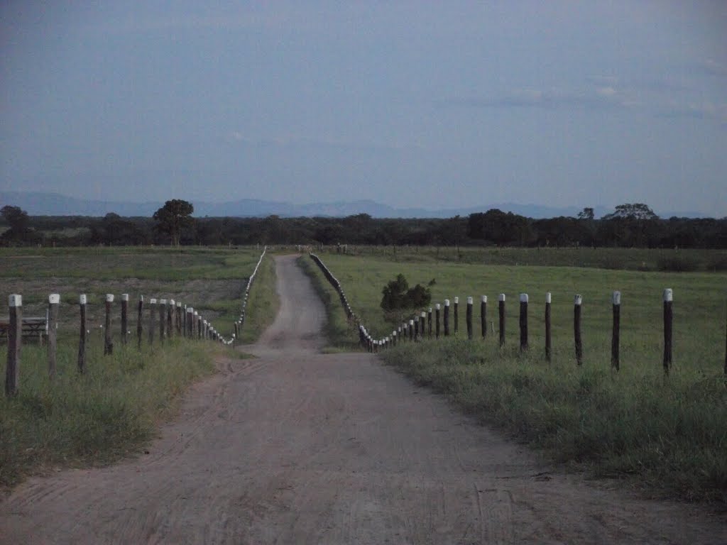 Estrada da Ingazeira by montanha