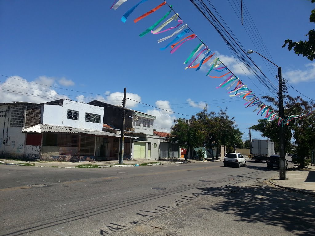 Rua: Treze de Maio - Santo Amaro - Recife - PE. by Nordeste