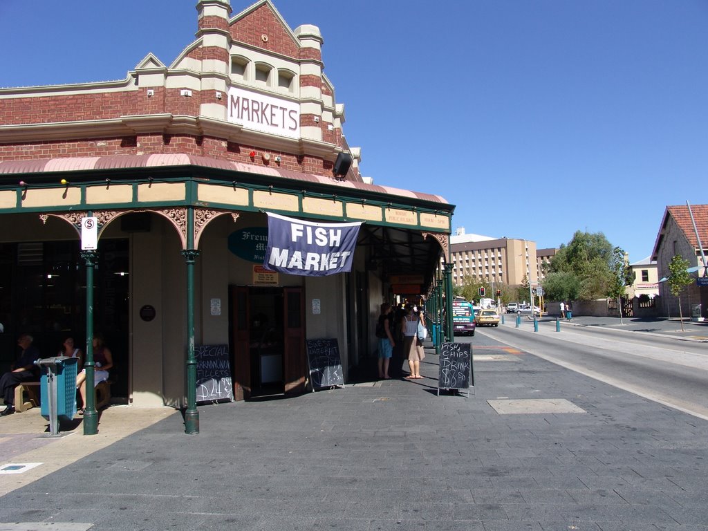 Fish Market, Fremantle by Jusak Jonash