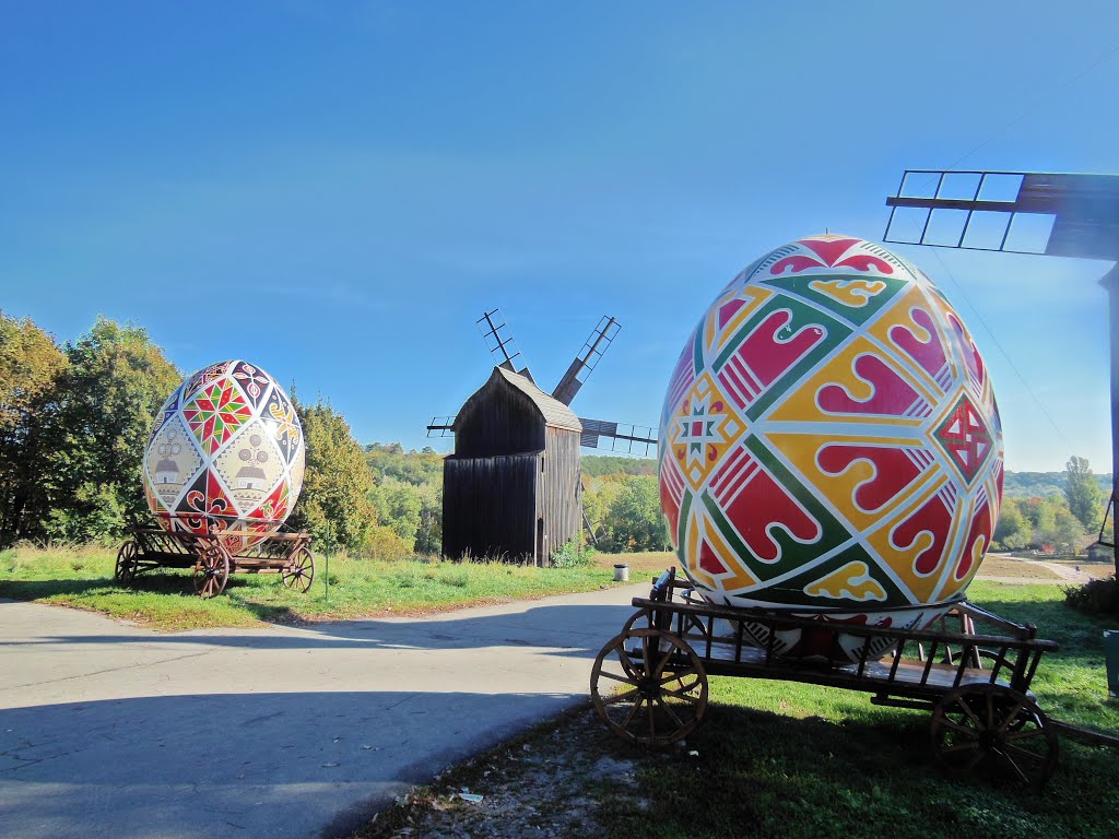 Pirogov - Outdoor Museum of Folk Architecture – Where eggs are larger than the windmills by Chinappi