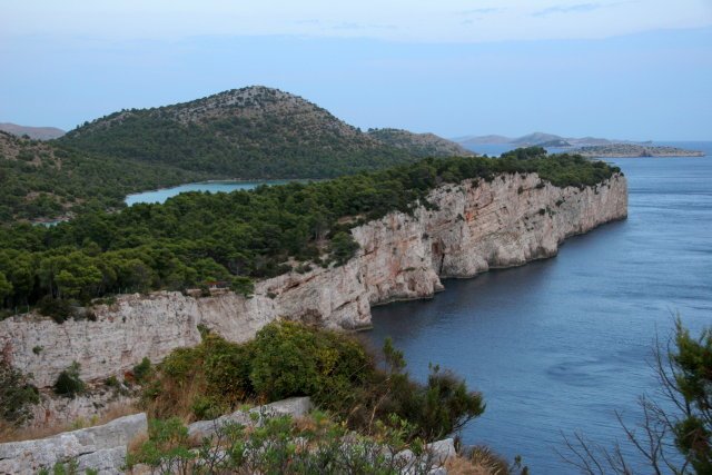 Dugi Otok with the Mir lake by Gábor Ligeti