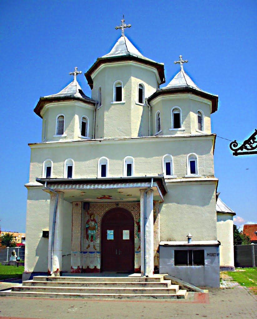 Streisângeorgiu (Călanul Nou) - Biserica Ortodoxă ''Sf. Apostoli Petru şi Pavel'' by danger.mouse