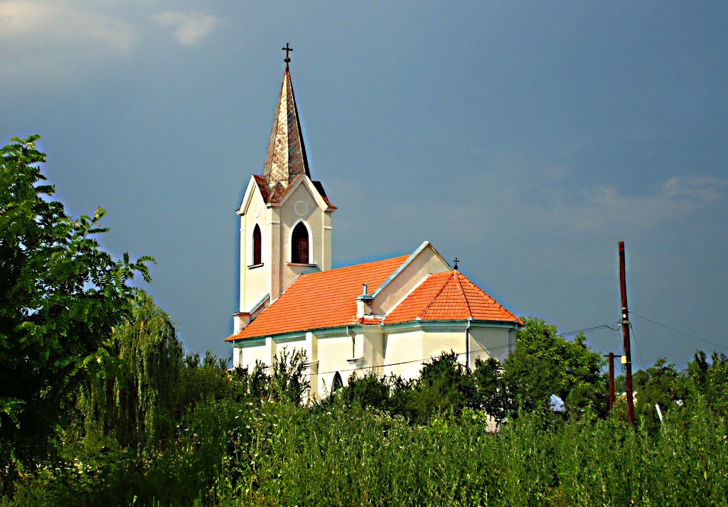 Călan - Biserica Romano-Catolică ''Preasfânta Inimă a lui Iisus'' by danger.mouse