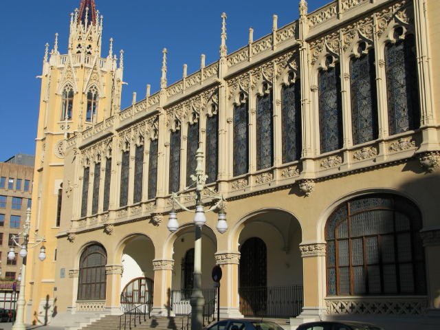 Palacio de la Exposición by Vicente Marzal