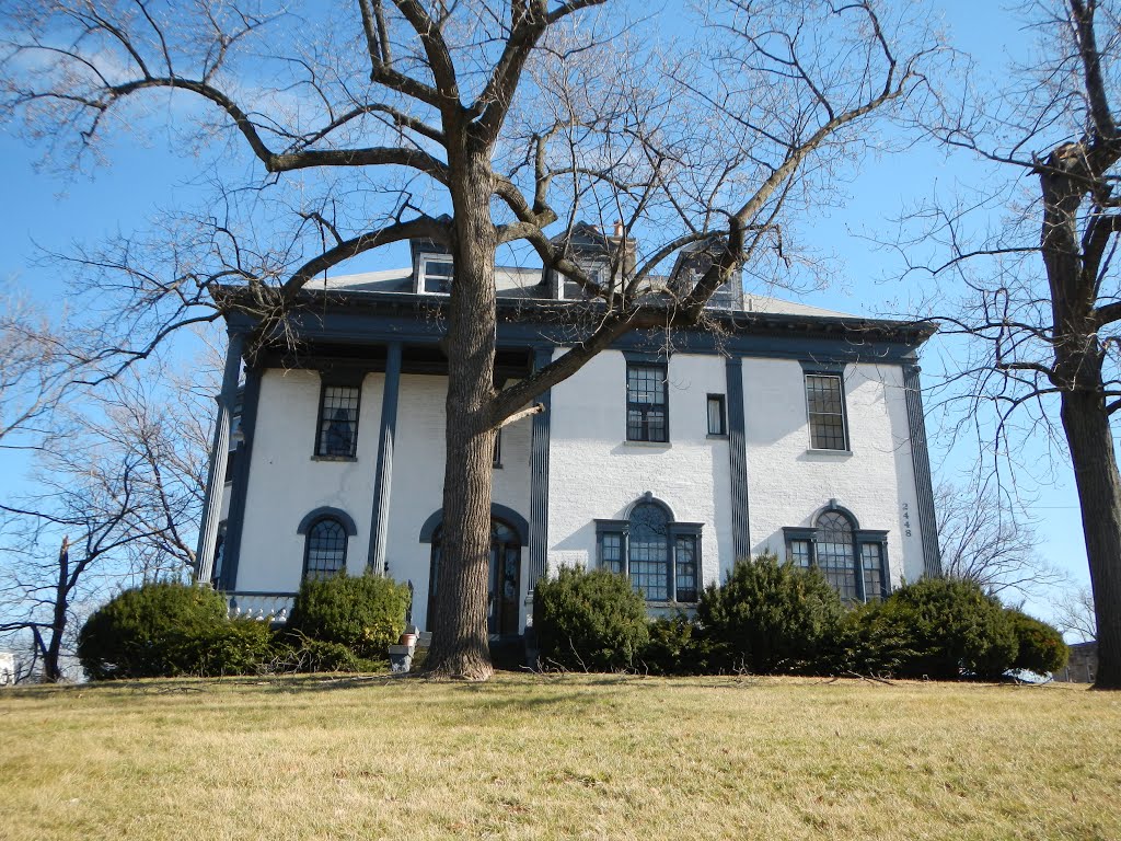 Home in the, MT. Auburn Historic District. by nevelo