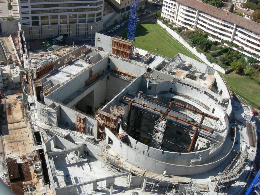 Vue depuis la grue tour G3 - Grand Théâtre de Provence by jean-loup Bernard