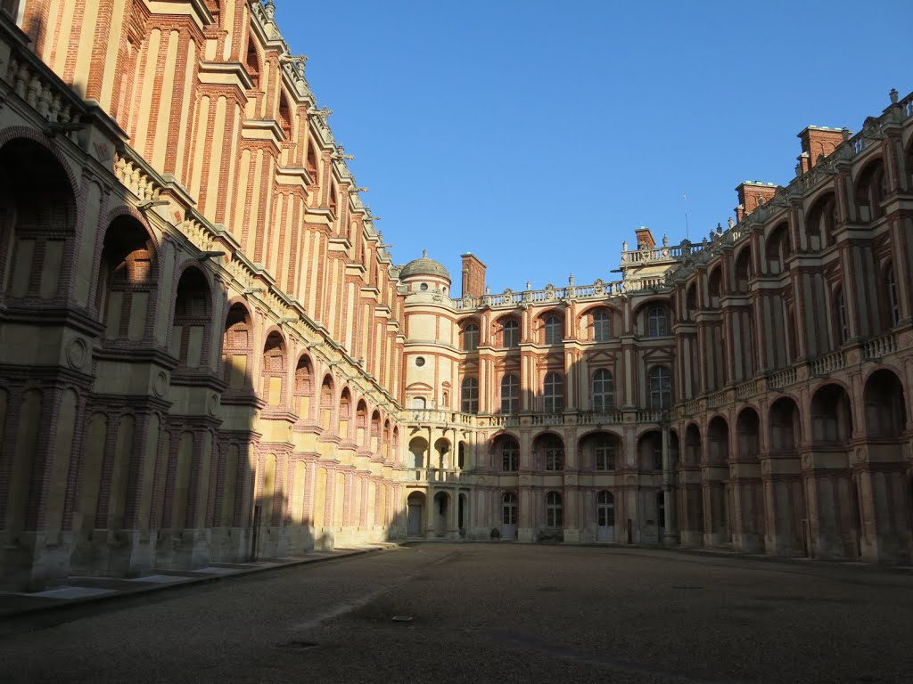 Château de Saint-Germain-en-Laye by jean-paul cerny