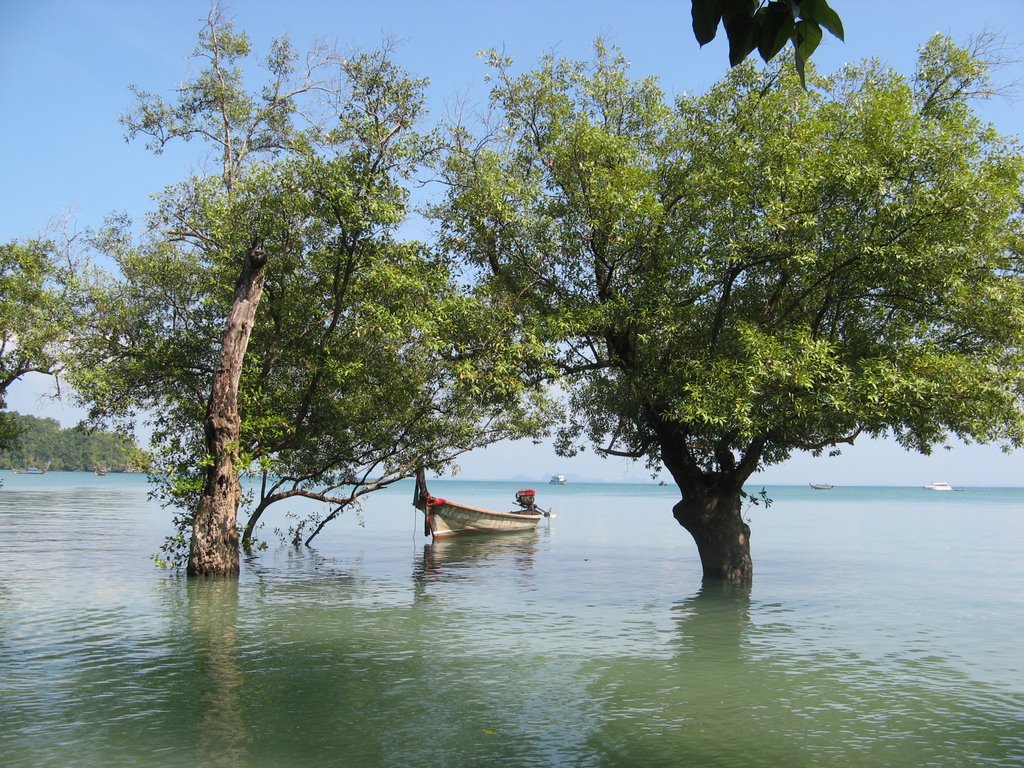 In der idyllischen Bucht von Ao Railay (East) by JürWin