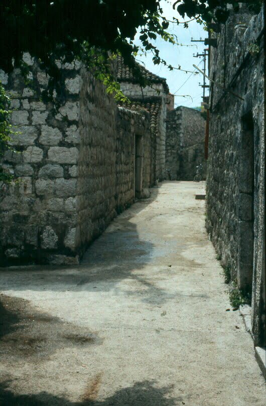 Gasse in Grgurici. 1981 by Observer39