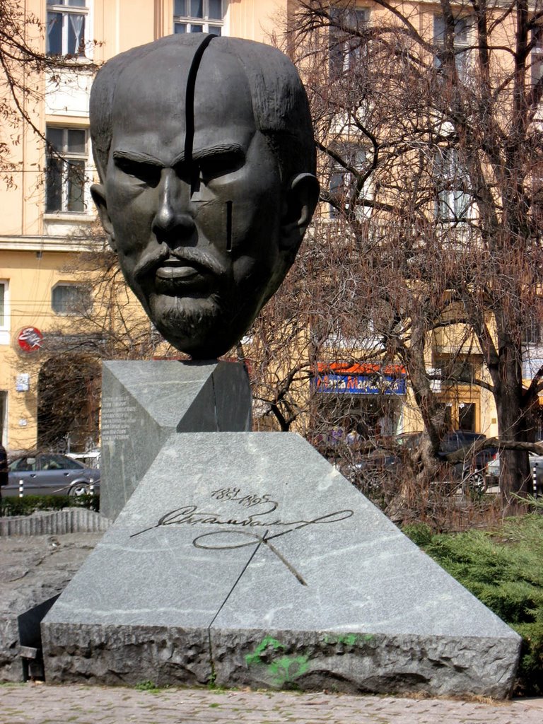 Тhe Monument of Stefan Stambolov 2 18.03.08 by Alexander Nikolov