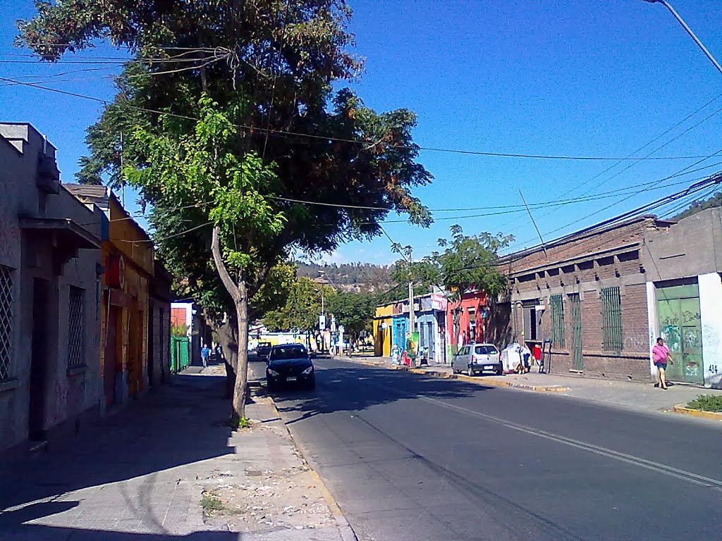 Rua Arzobispo Valdivieso, Recoleta by Martín Guzmán