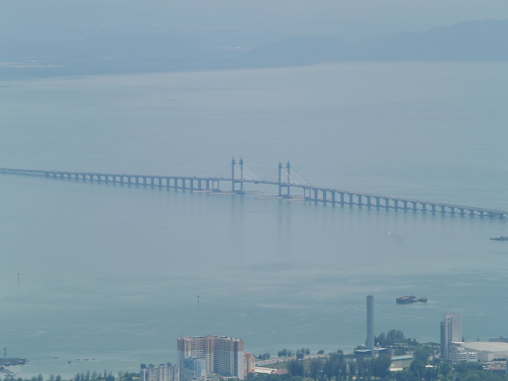 Penang Bridge by rkoestel