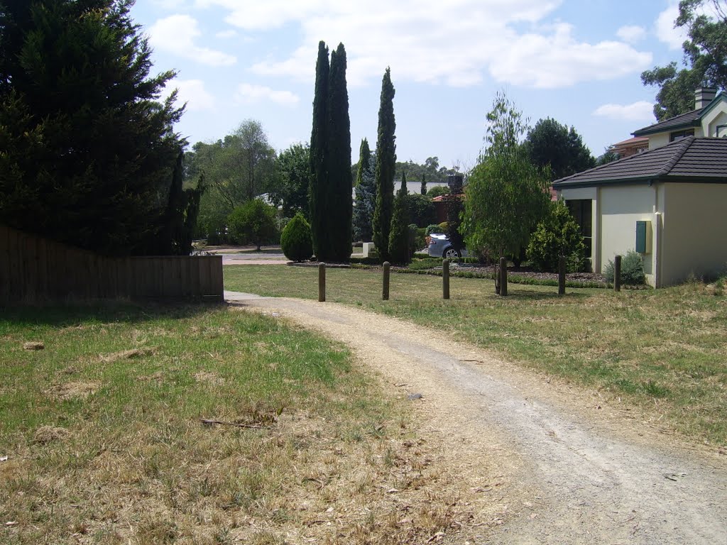 Access to Dandenong Creek Trail by VICPhotoSurvey