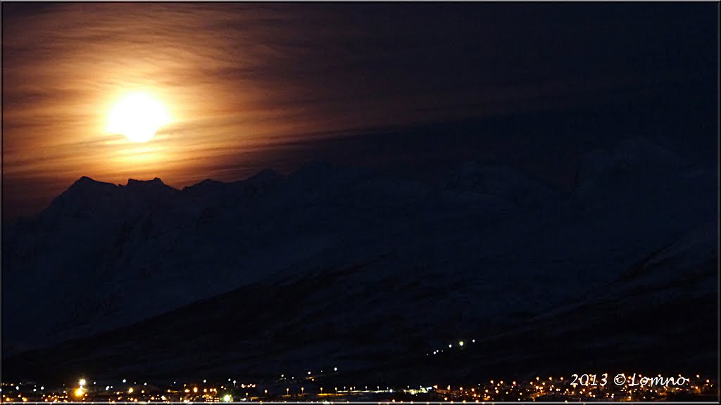 Morning Moon [PvL] by Peter van Lom