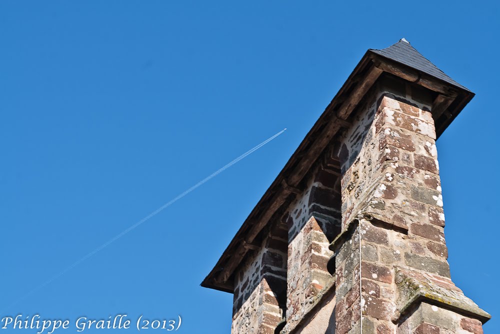 Saint-Sornin-Lavolps (Corrèze) by Philippe GRAILLE