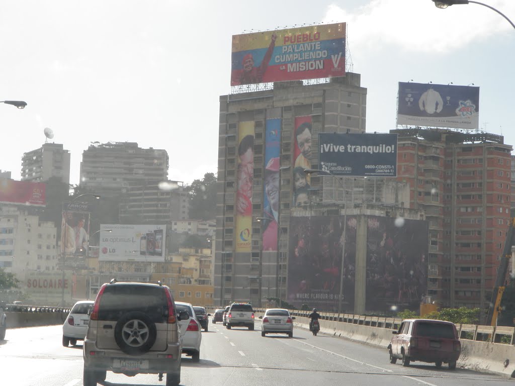 Colinas de Bello Monte en plena mañana by @lfredo ®aul Vzla 2007