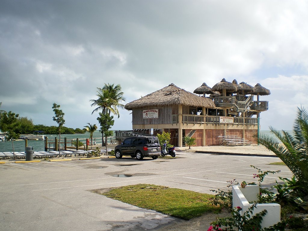 Rum Runners Bar Holiday Isle Islamorada by Gareth.Stadden