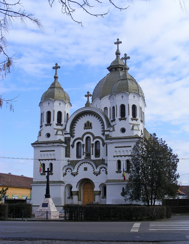 Orthodox church - Ortodox templom by Ildikó Fehérváry