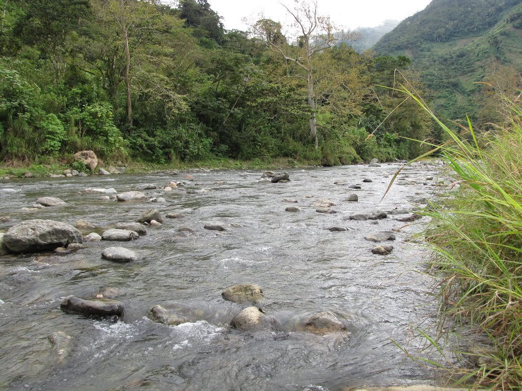 Río Xacbal by addin ruano cruz