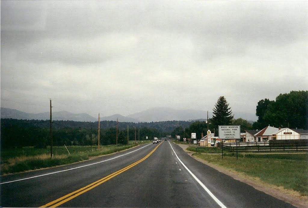 West Eisenhower Boulevard And Alexander Mountain by rutschke.jr