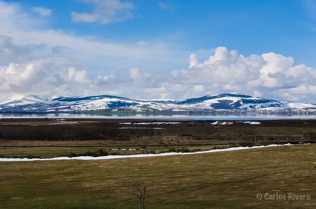 Embalse del Ebro/Ebro Reservoir by Carlos Rivero