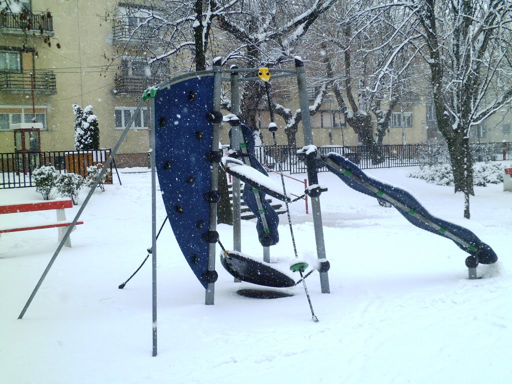 Behavazott játszótér a Nádasdy és a Vas Gereben utcák sarkánál Kispesten 3 by peppe maci