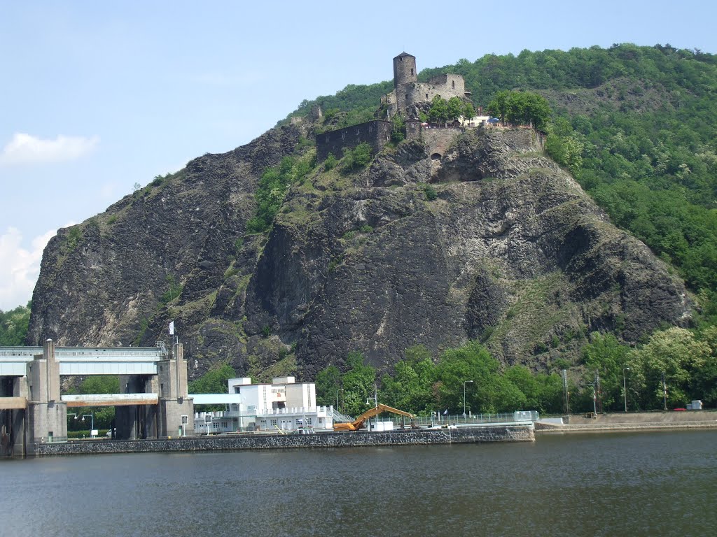 Schreckenstein by Kabrigi