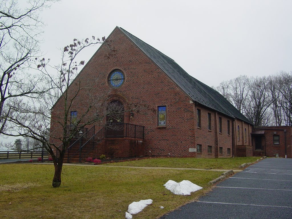 Finley Memorial Presbyterian Church by SchuminWeb