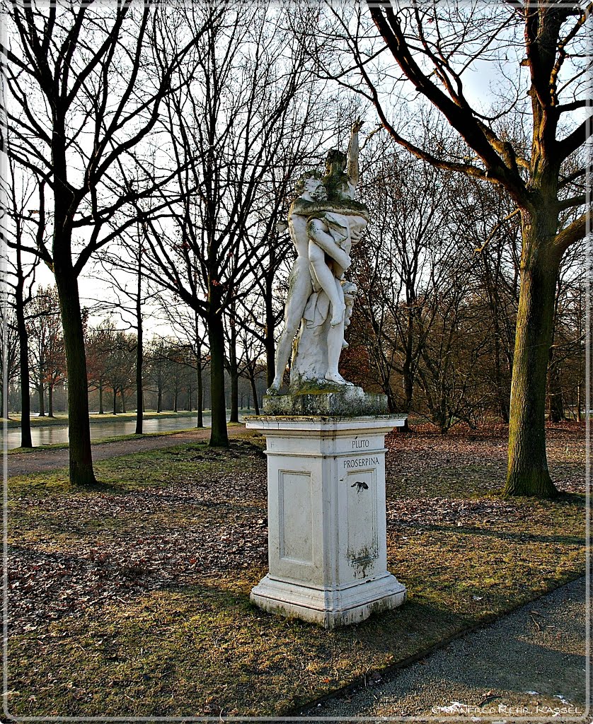 Kassel - "Pluto und Prosperpina" Statue in der Aue by mkks34123