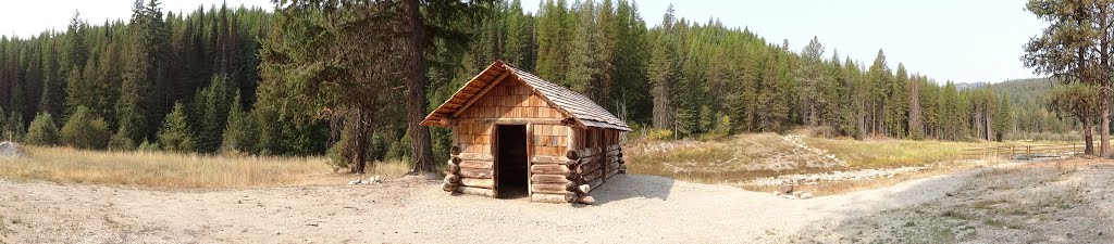 Log Cabin, Growden Heritage Site, Ferry County, WA by chfstew