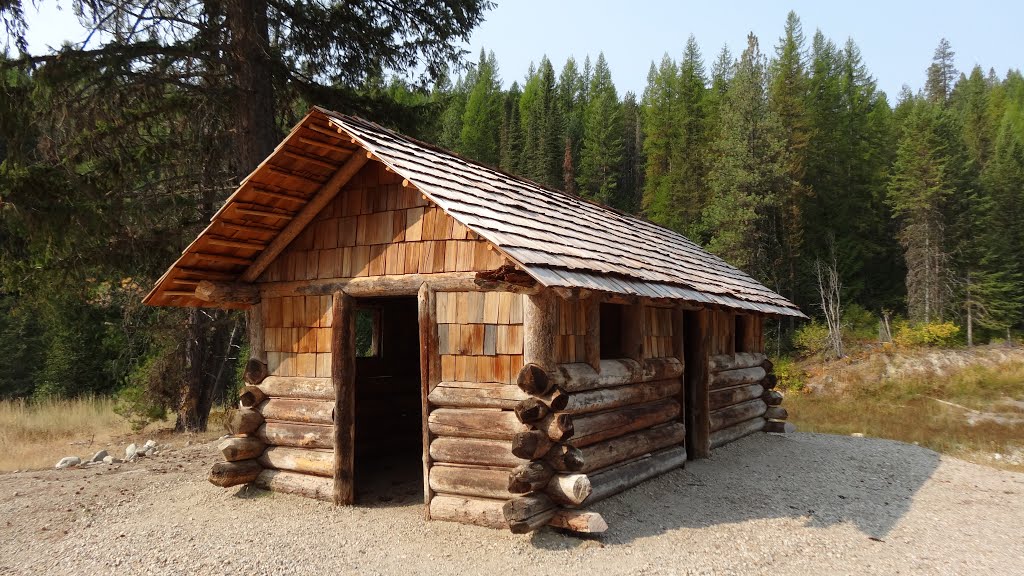 Log Cabin, Growden Heritage Site, Ferry County, WA by chfstew