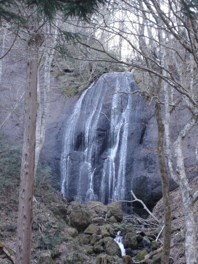 Tassawafudou-waterfall 逹沢不動滝（ 女滝） by k.kanaoka