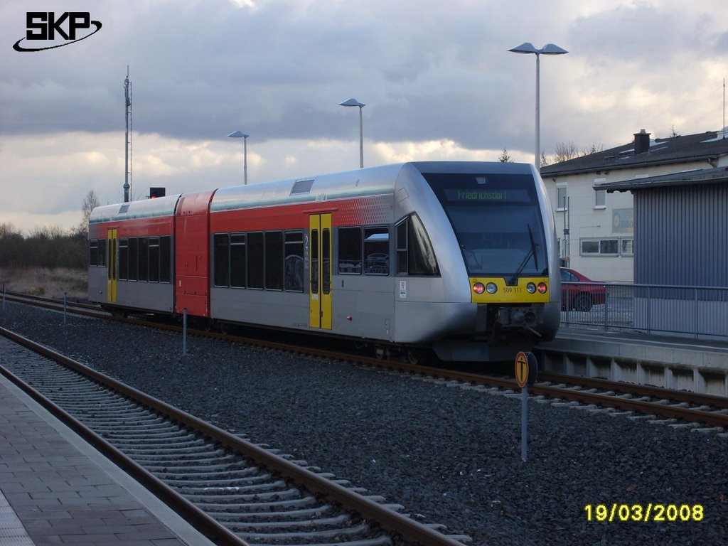 SKP_Rosbach (Zug im Bahnhof) by Sven Krebs