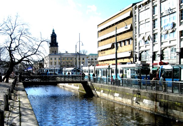 Göteborg: Norra Hamngatan vid Brunnsparken by Arne Person