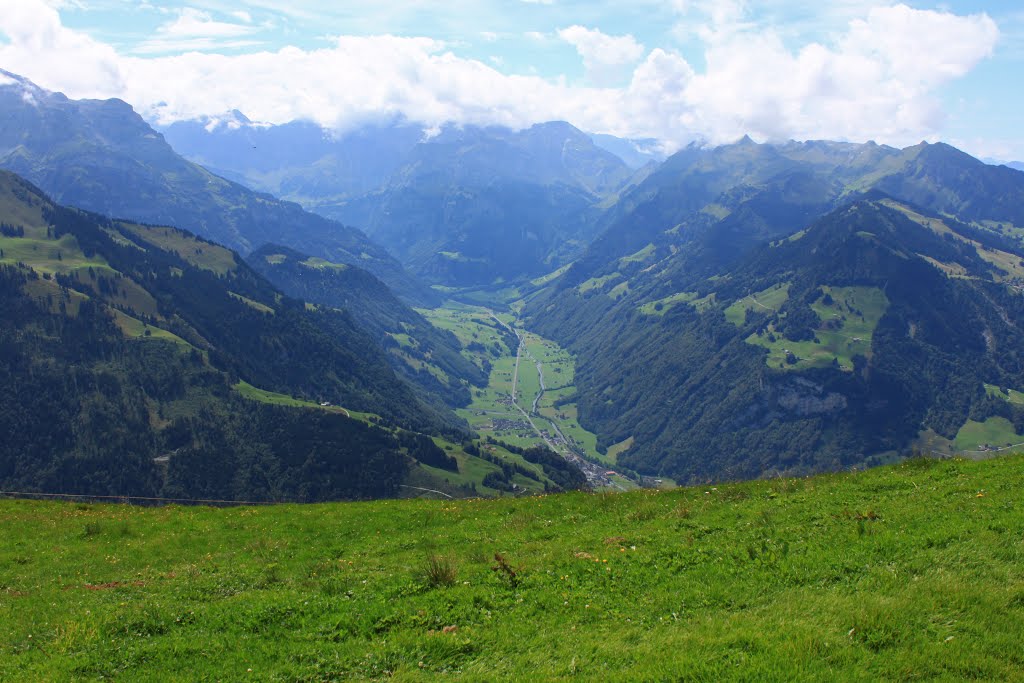 Blick ins Engelberger Tal by Uwe Häntsch