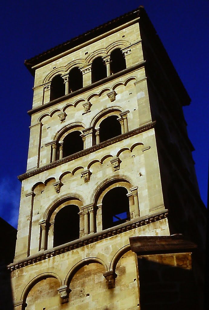 Vienne - Eglise Saint-André-le-Bas by Antoine Garnier