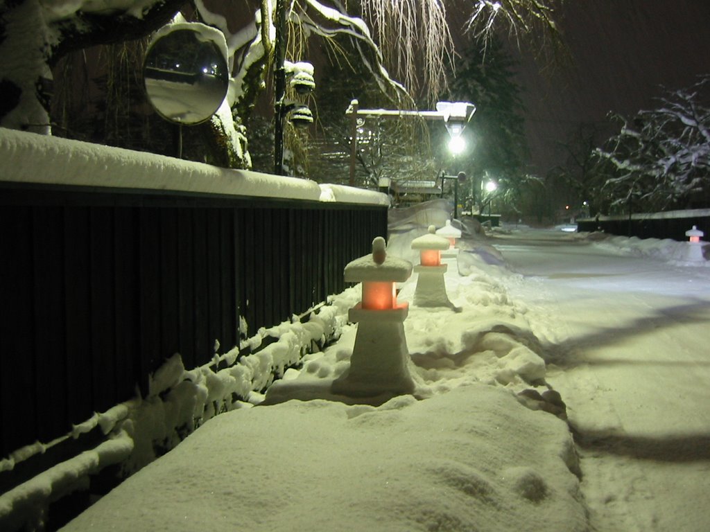 Snow lantern in Samurai Houses street Kakunodate by ma-osk