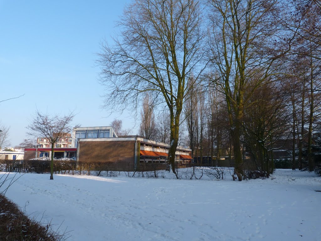 Oranje Nassau School by stevenvanValen+hannekeRolloos