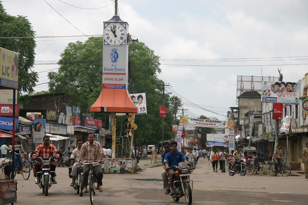 Orissa (2007-09) - Sambalpur street view during national strike by across.5.continents