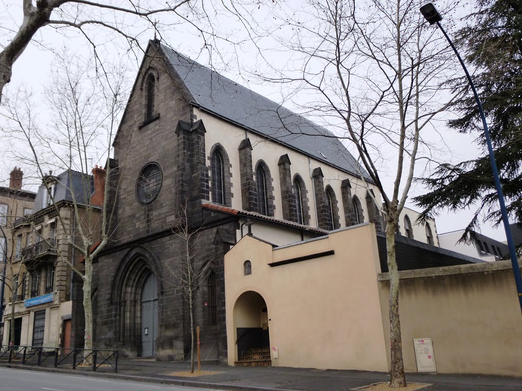 Chapelle des Frères Mineurs Capucins by ln63