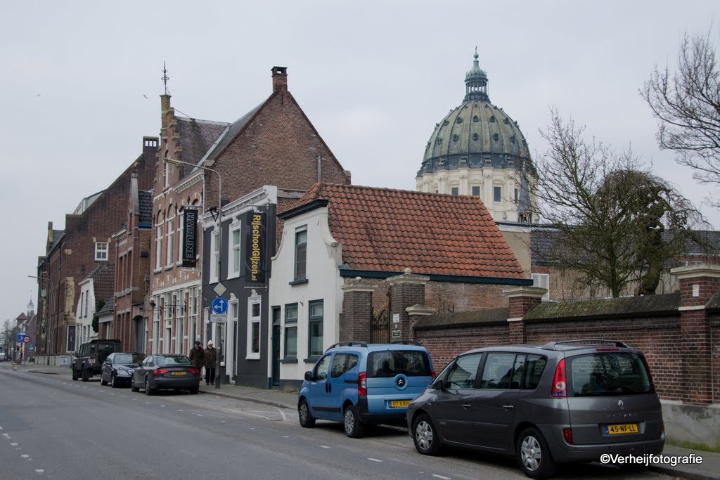 Oudenbosch - Sint Bernaertstraat by verheijfotografie