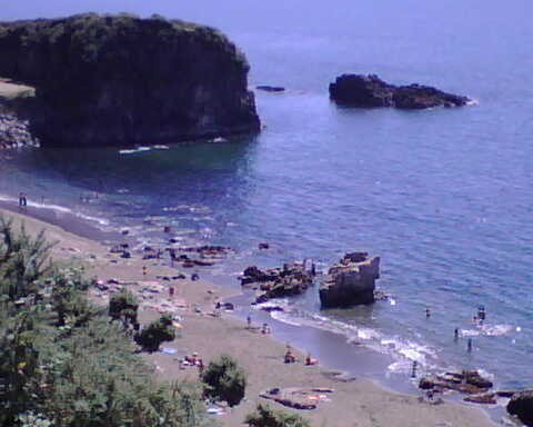 Playa Arena Gruesa Vista al Oeste desde el mirador by rfeancud