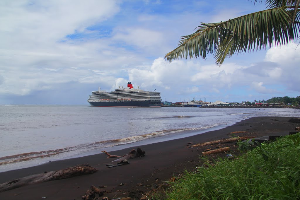 Apia Harbour by CapnLance