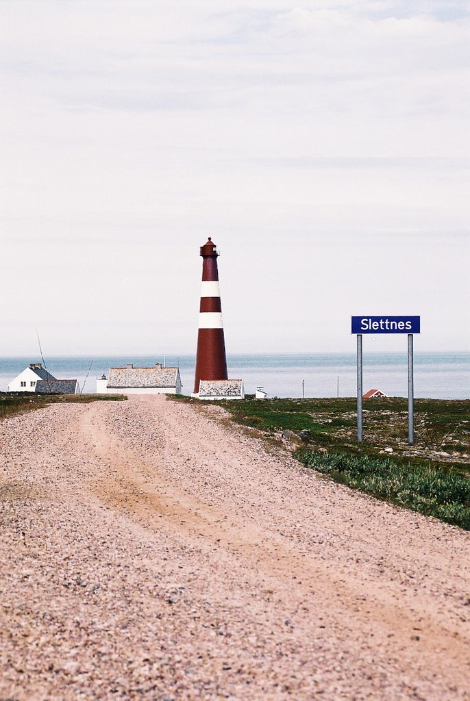 Pictures of the lighthouse of Slettnes and our camper by Holger Peters